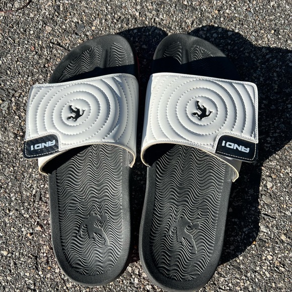 AND1 Black and White Men's Slide Sandals - Picture 1 of 3
